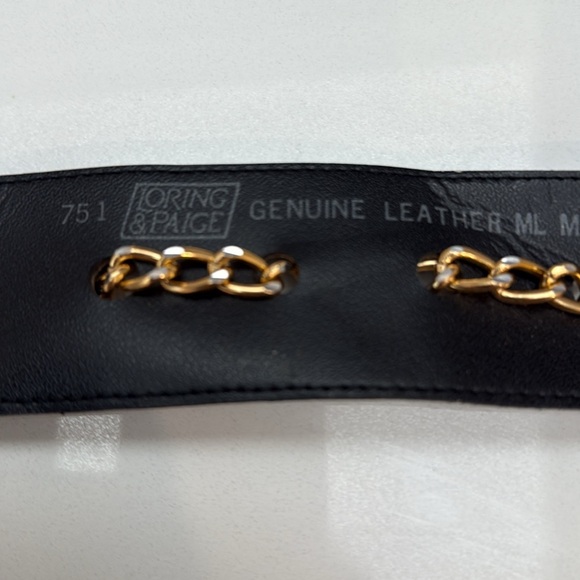 Vintage Ring Black Belt with Gold Chain Details - Picture 5 of 9